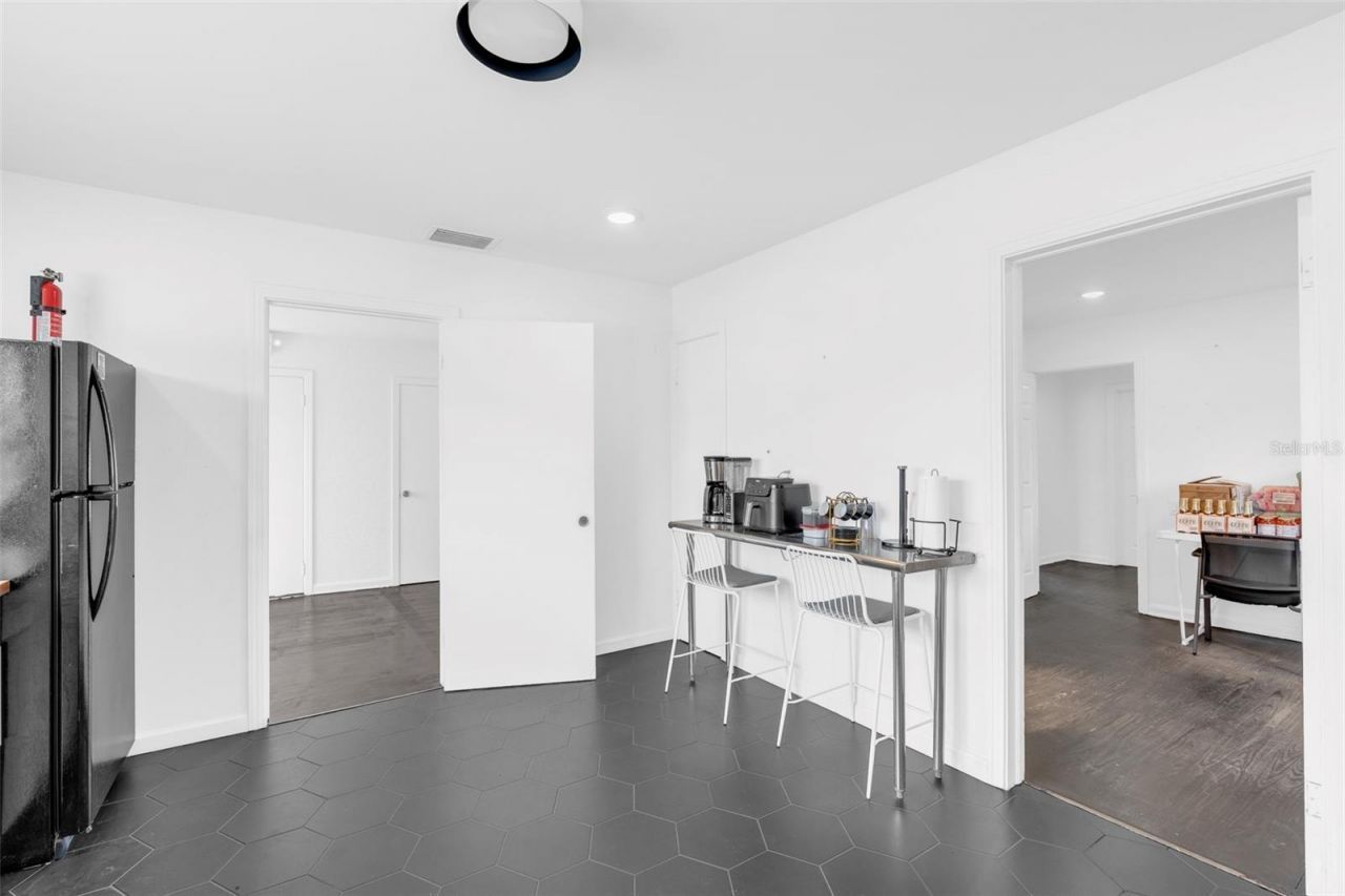 350 S Ronald Reagan Boulevard , Longwood, FL 32750 Photo