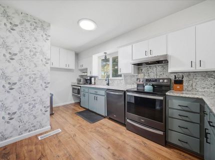 9075 Meadow Ln, Newcastle, CA 95658 Photo