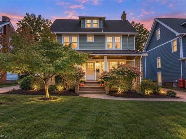 3302 E Scarborough Road , Cleveland Heights, OH 44118