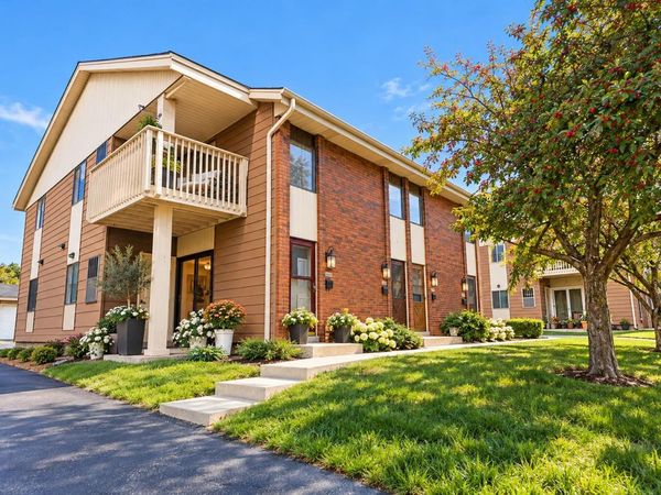 9107 N 85th St, Milwaukee, WI 53224
