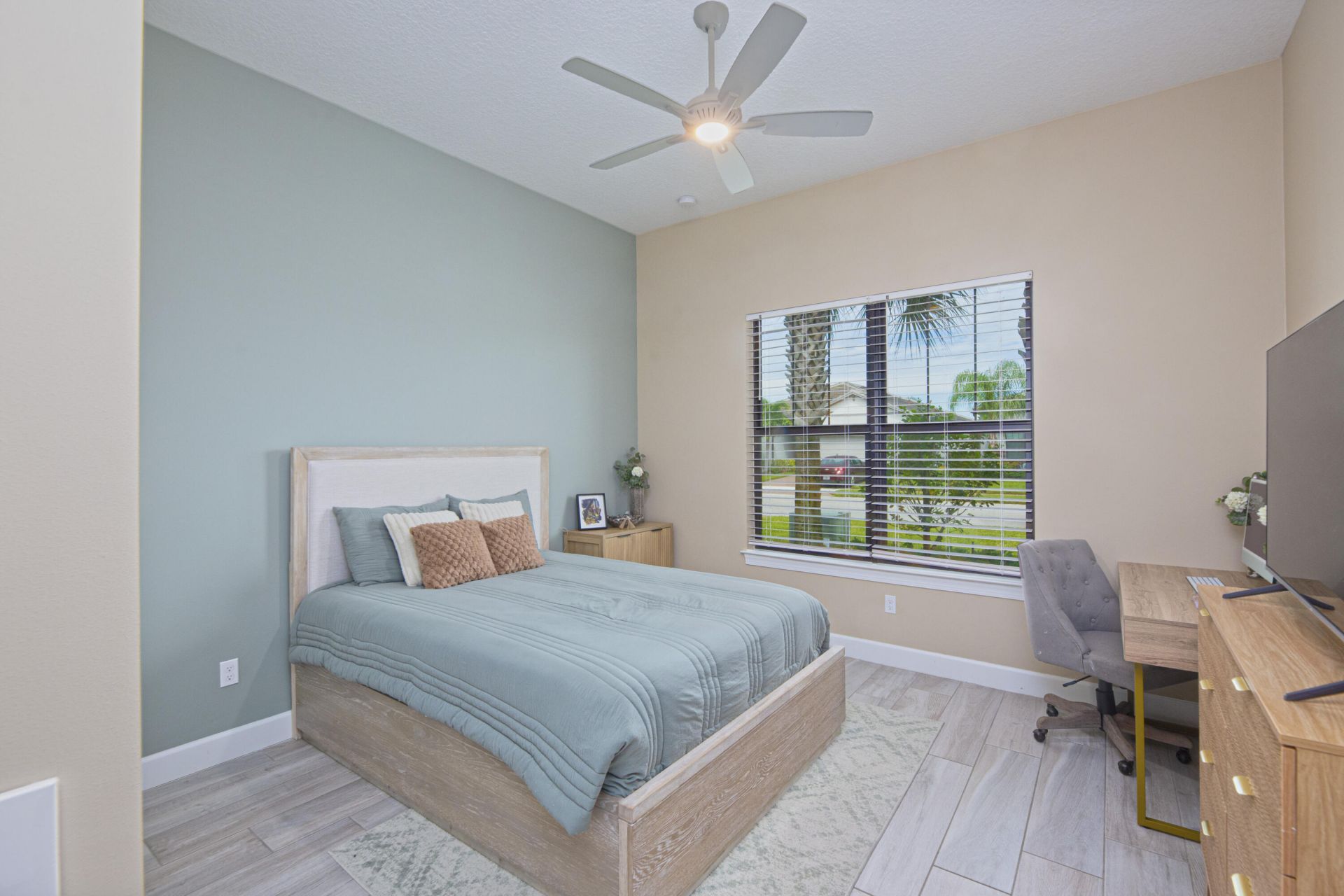 652 SE Boboli Way, Port Saint Lucie, FL 34984 Photo