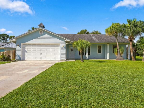 590 NW HAVEN Street, Port St. Lucie, FL 34983