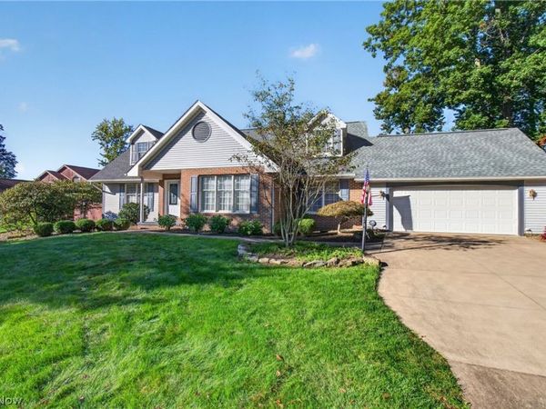 2935 Cherrywood Circle NW, Massillon, OH 44646
