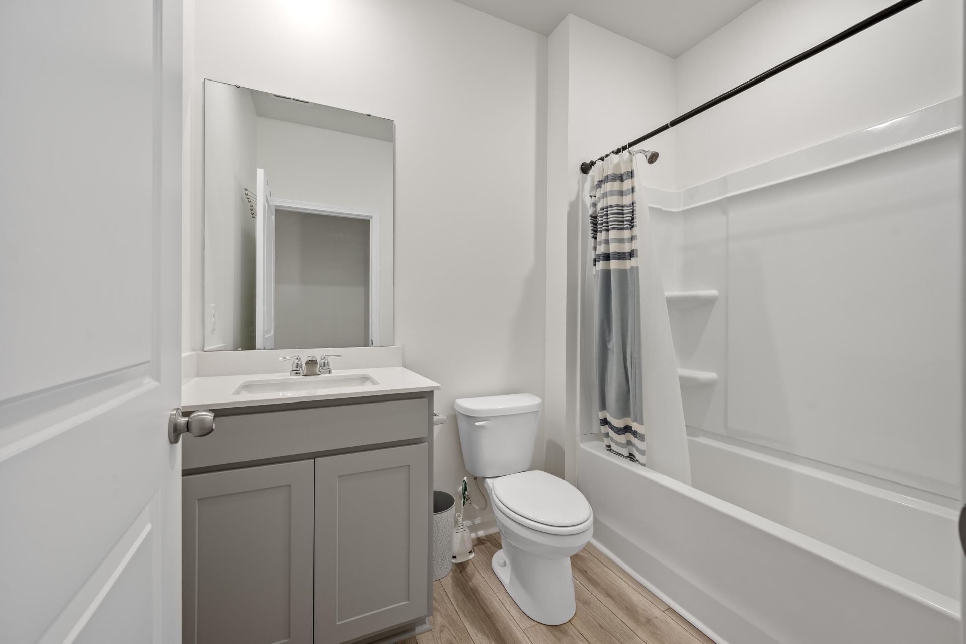 111 Eldridge Street Photo 25