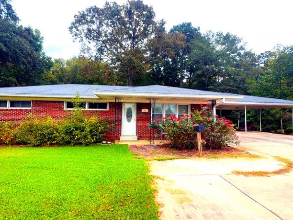 271 Arbacoochee Road, Tallapoosa, GA 30176