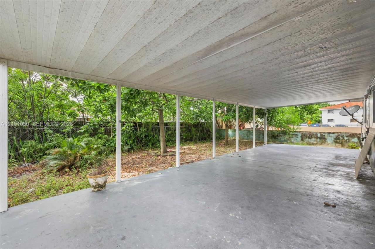1816 NW 22nd Ct , Miami, FL 33125 Photo