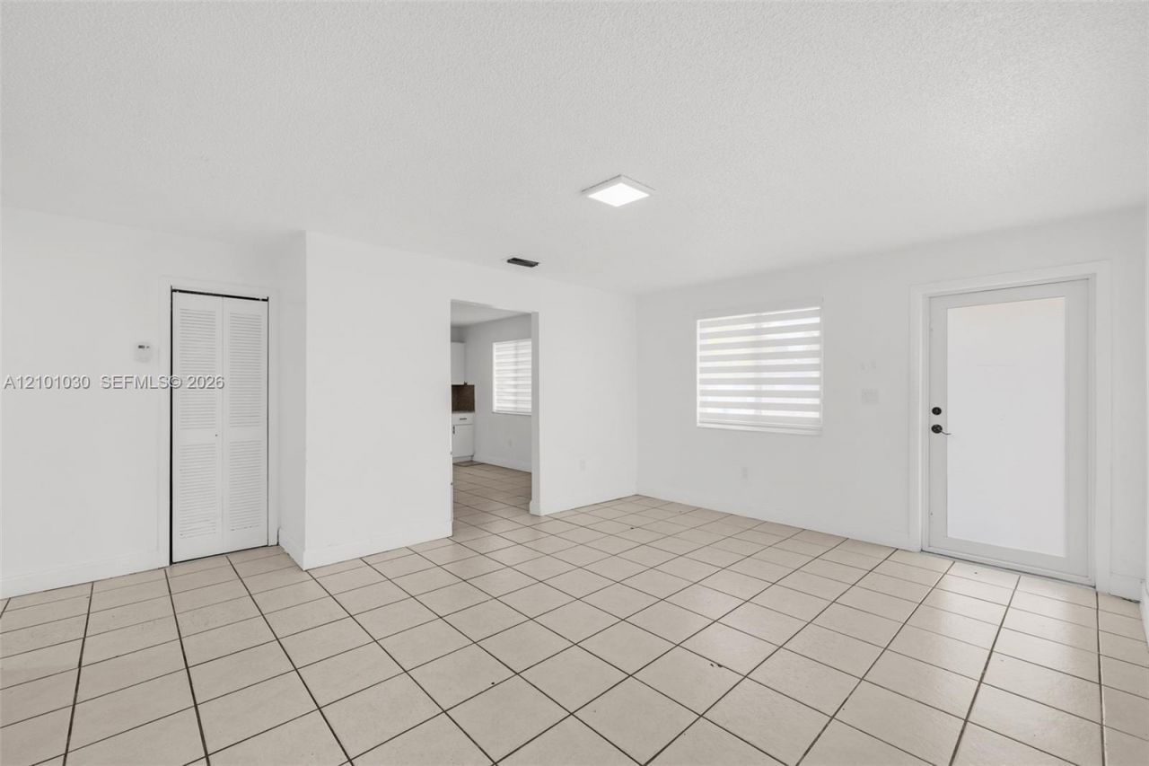 1816 NW 22nd Ct , Miami, FL 33125 Photo