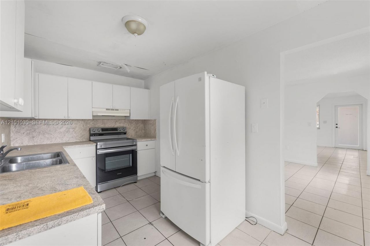 1816 NW 22nd Ct , Miami, FL 33125 Photo
