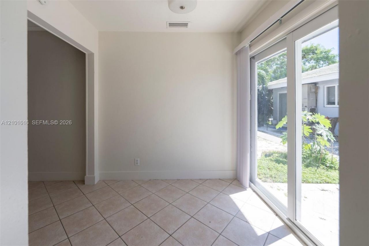 2101 NE 41st St, Unit B, Lighthouse Point, FL 33064 Photo