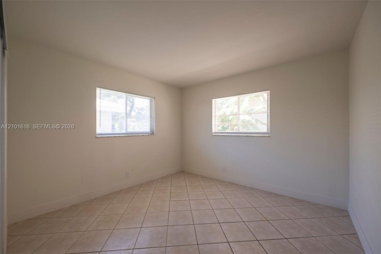 2101 NE 41st St, Unit B, Lighthouse Point, FL 33064 Photo