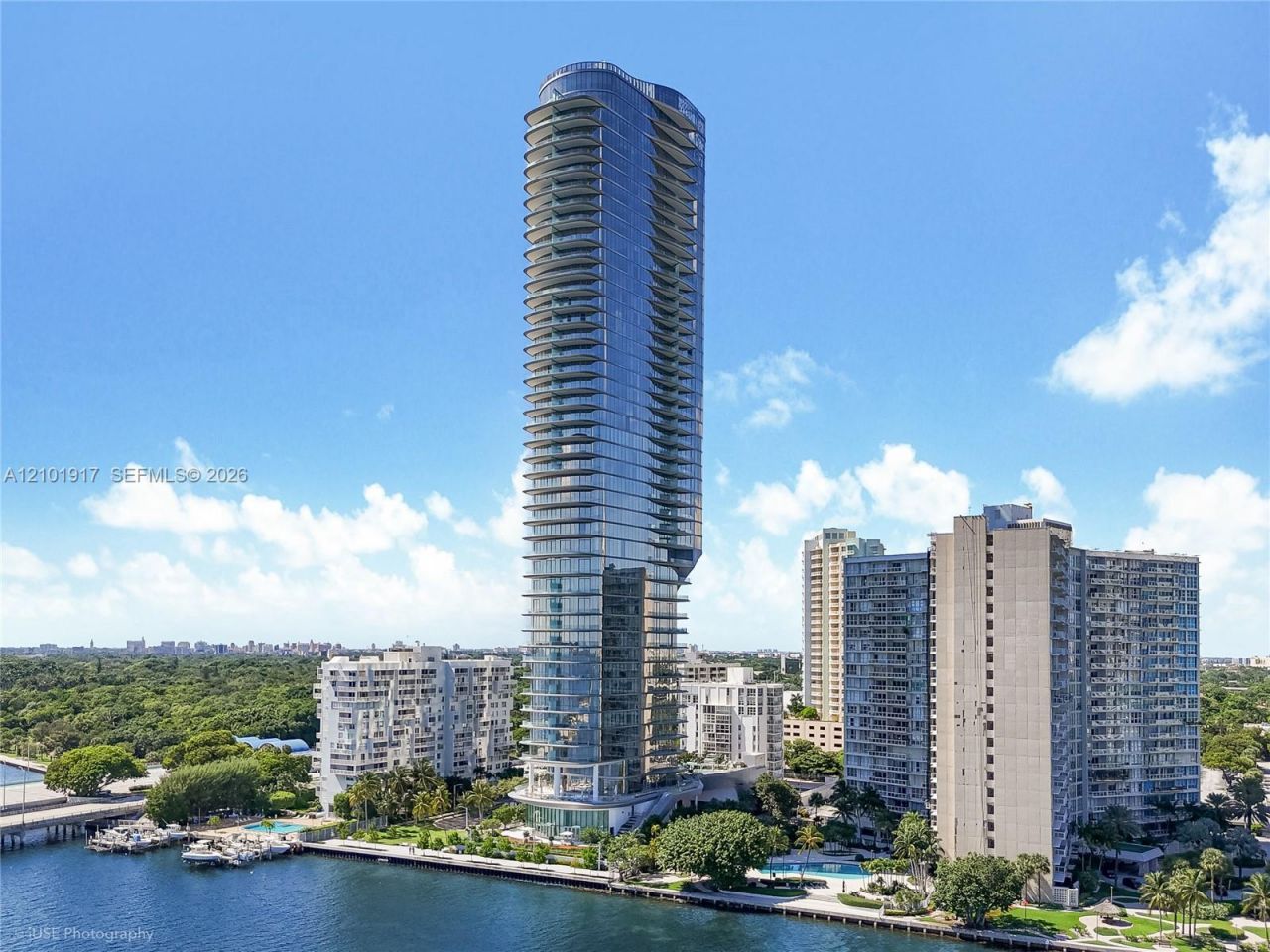 175 SE 25 Rd , Unit 3002, Miami, FL 33129 Photo