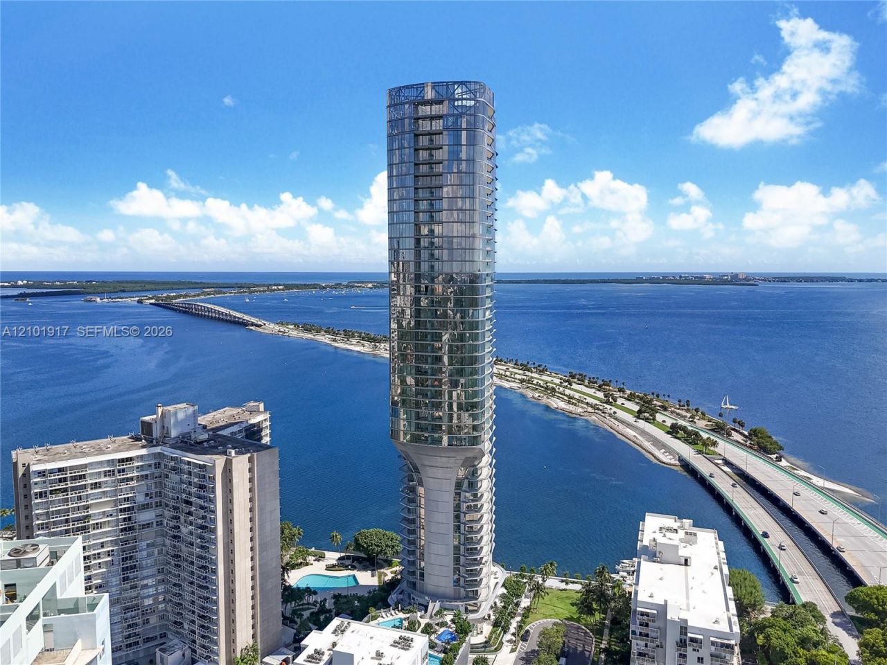 175 SE 25 Rd , Unit 3002, Miami, FL 33129 Photo