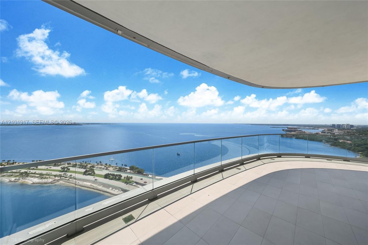 175 SE 25 Rd , Unit 3002, Miami, FL 33129 Photo
