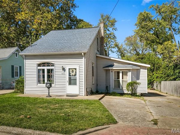 623 N Charles Street , Belleville, IL 62220