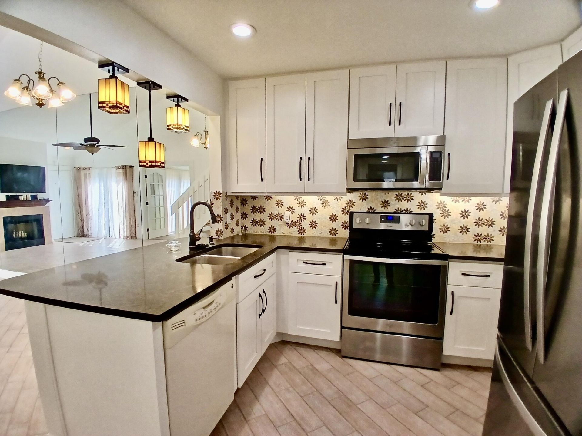 4131 Palm Bay Circle, Unit D, West Palm Beach, FL 33406 Photo