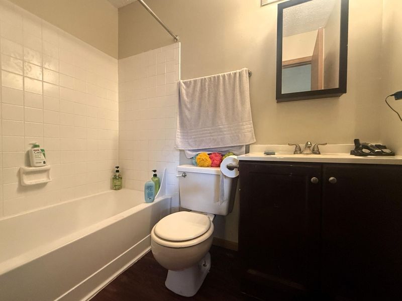 4856-4860 Briston Drive, Columbus, OH 43221 Photo 24