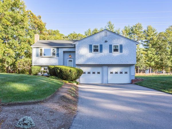 181 Elizabeth Drive, Raynham, MA 02767