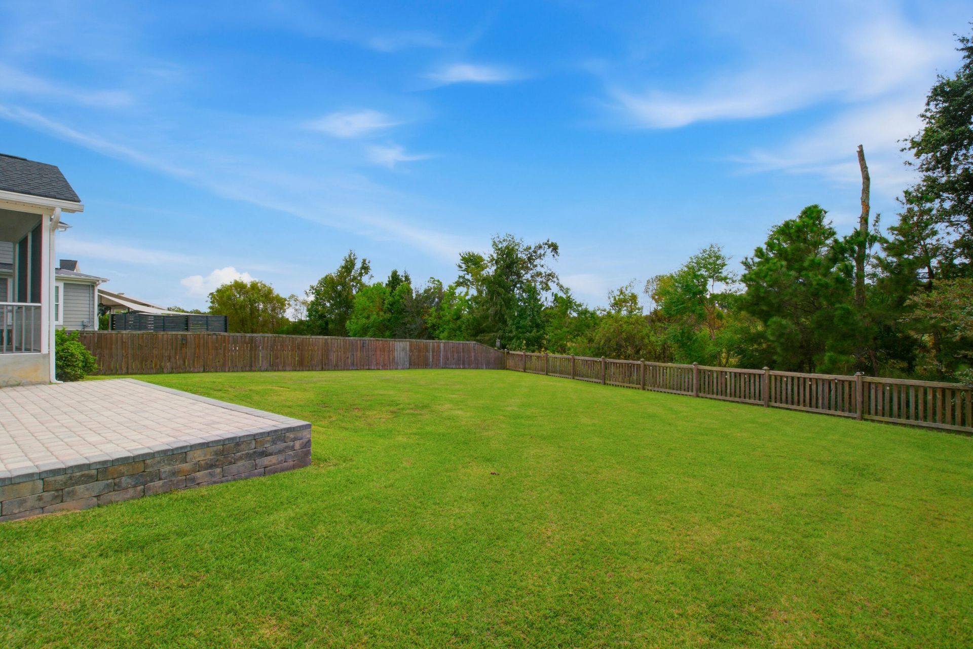 108 Barbour Court Photo 43