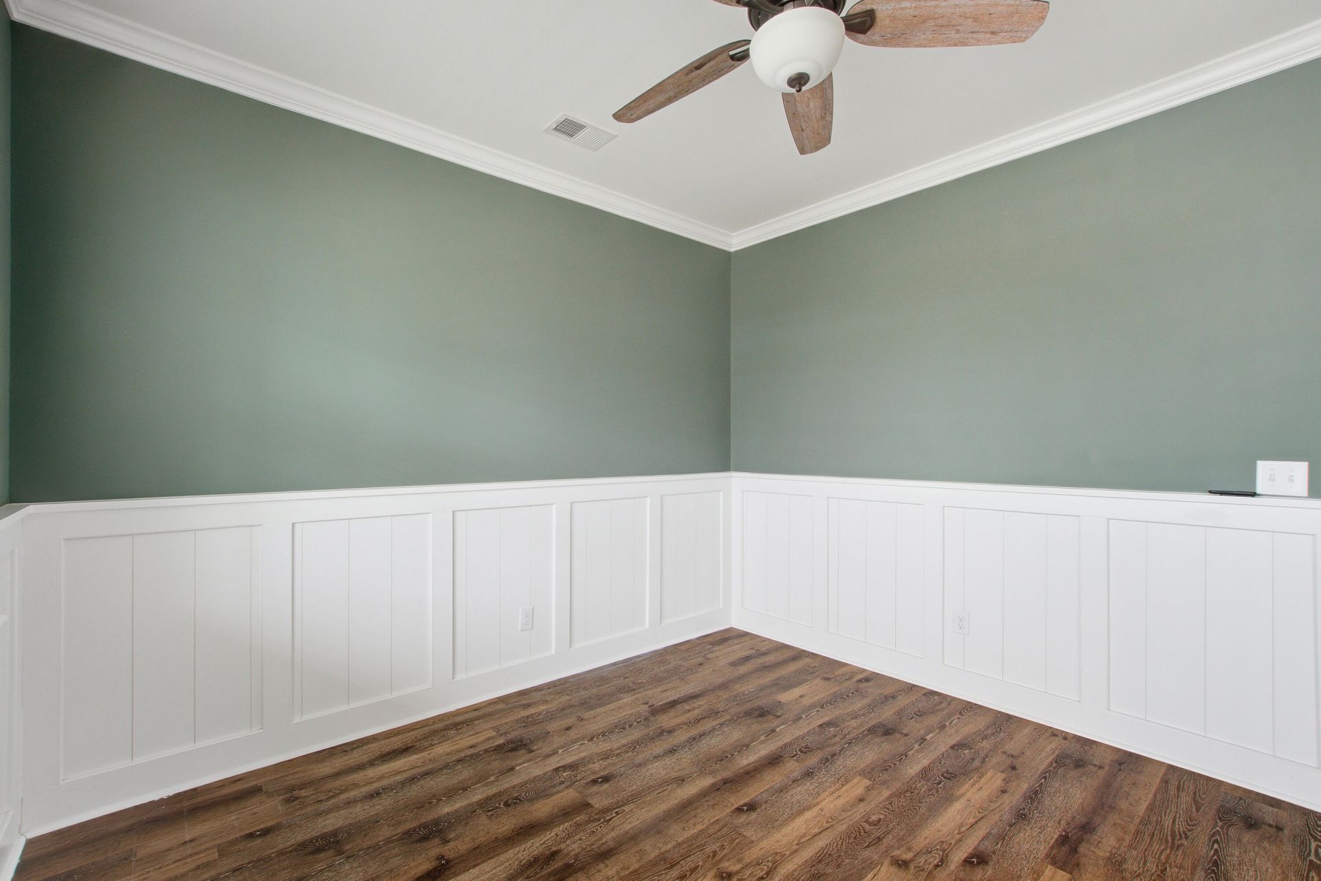 108 Barbour Court Photo 9