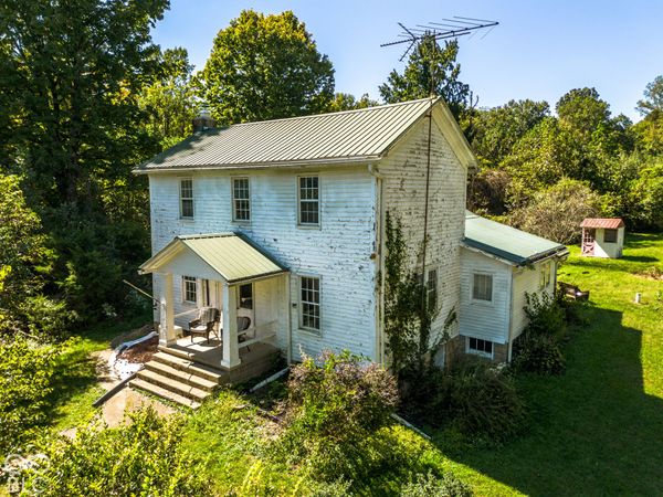 5961 Flowing Well Road , Poland, IN 47868