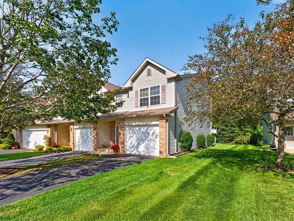 637 Southtowne Drive , Belvidere, IL 61008