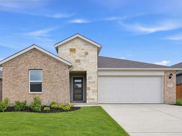 1300 Crumpton DR, Pflugerville, TX 78660