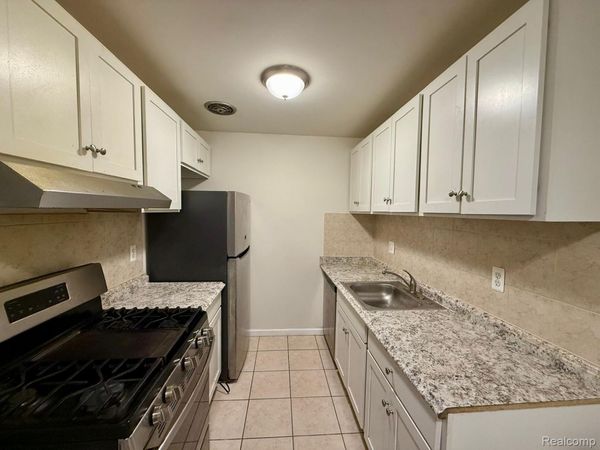 38290 Fairway Court , Unit 145A, Clinton Township, Mi 48038