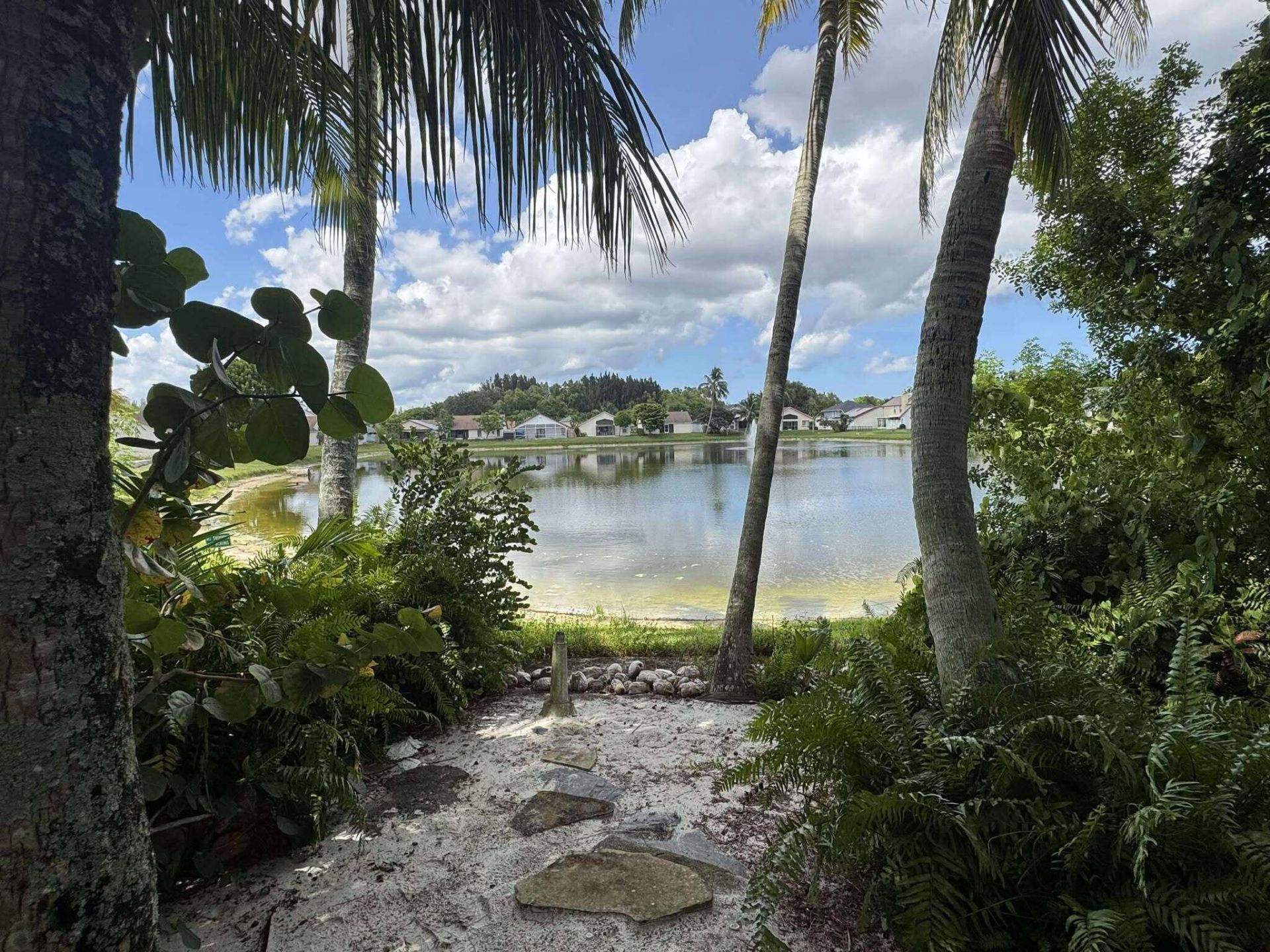 5065 Willow Pond Road W, West Palm Beach, FL 33417 Photo