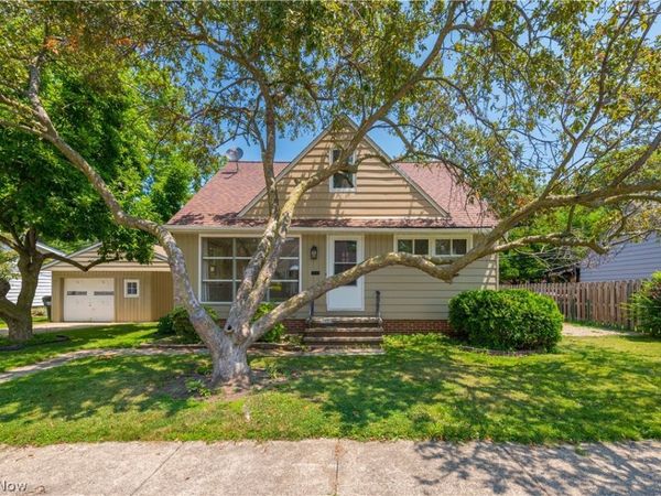 85 E 205th Street, Euclid, OH 44123
