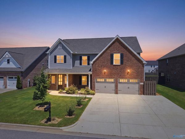 24559 Beacon Circle, Athens, AL 35613