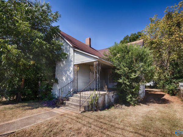 2808 10th Avenue SW, Huntsville, AL 35805