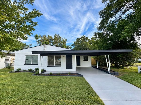 920 E 109TH AVENUE, TAMPA, FL 33612