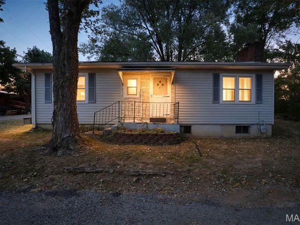 5935 Maple Street , Park Hills, MO 63601