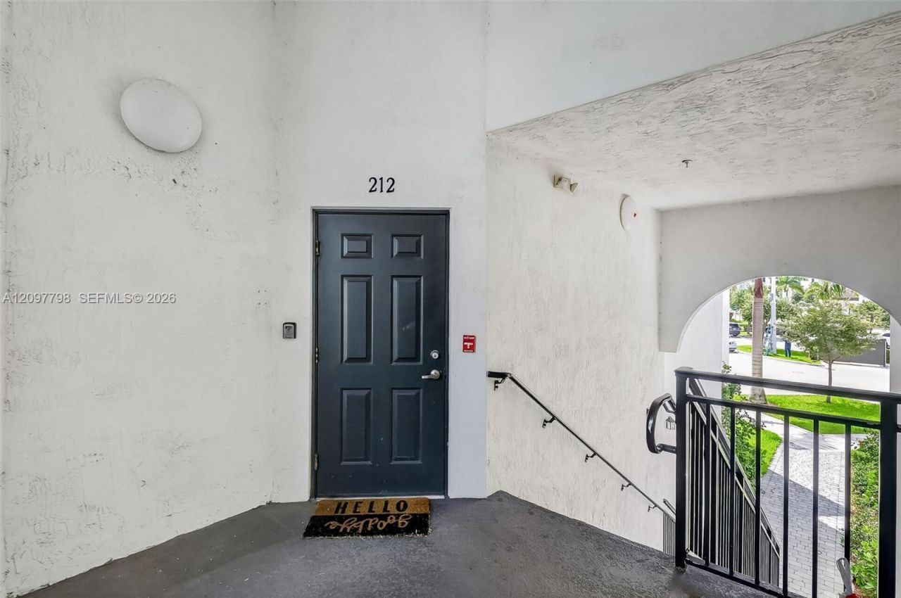 15650 SW 136th St , Unit 212, Miami, FL 33196 Photo