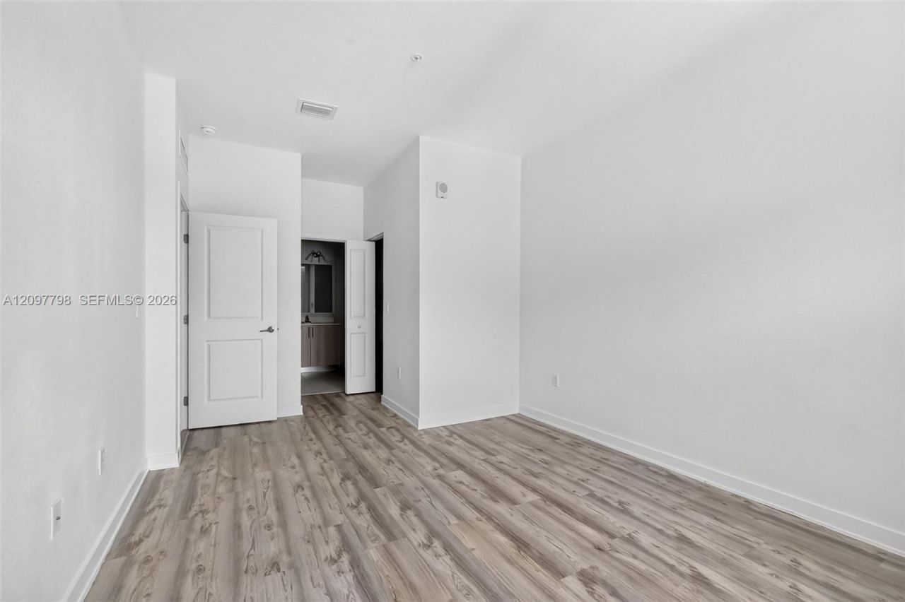 15650 SW 136th St , Unit 212, Miami, FL 33196 Photo