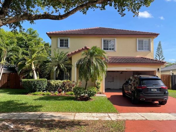 9044 SW 212th Ln , Cutler Bay, FL 33189