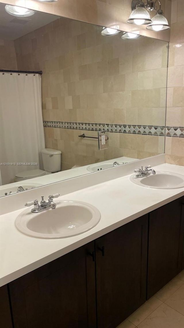 9044 SW 212th Ln , Cutler Bay, FL 33189 Photo