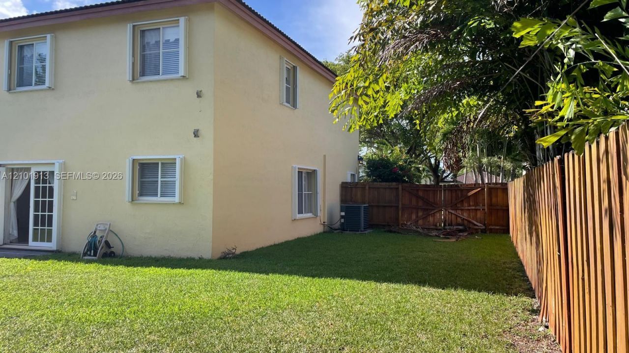 9044 SW 212th Ln , Cutler Bay, FL 33189 Photo
