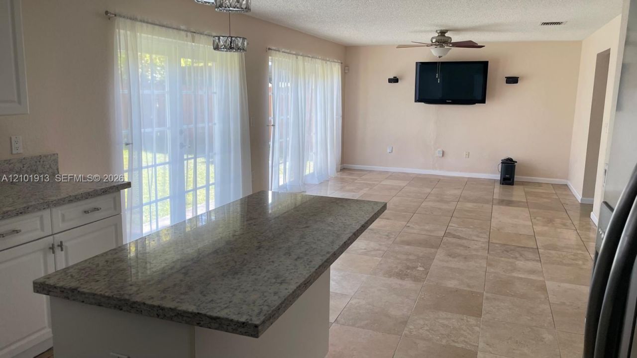 9044 SW 212th Ln , Cutler Bay, FL 33189 Photo