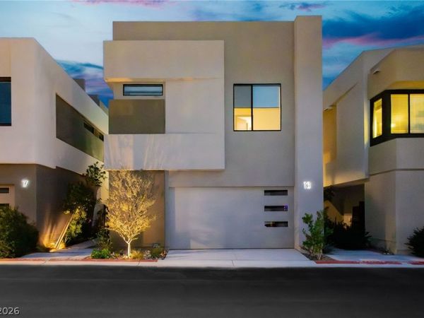 13 Promenade Isle Lane , Henderson, NV 89011