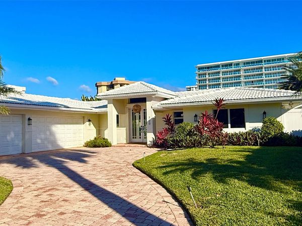 720 NE 28TH Avenue, Pompano Beach, FL 33062