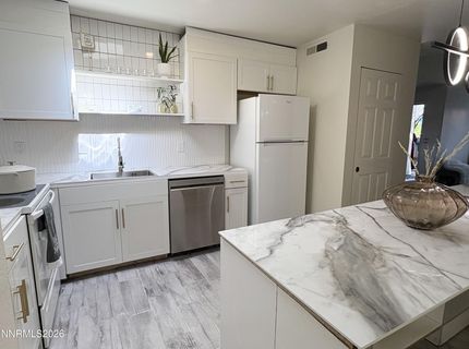 1009 Baywood Drive, Unit C, Sparks, NV 89434 Photo