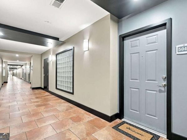 390 17th Street NW, Unit 5042, Atlanta, GA 30363