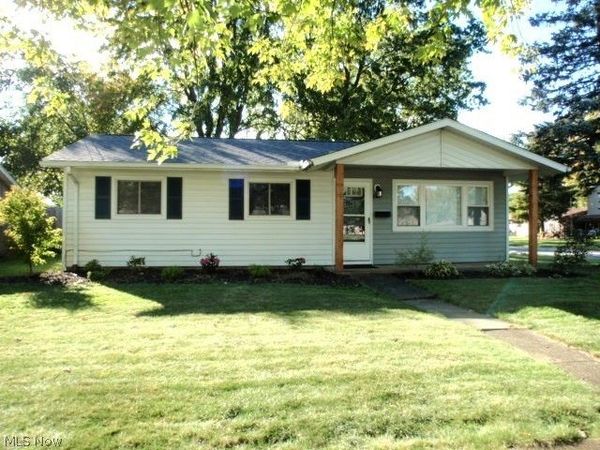 801 Concord Avenue , Elyria, OH 44035