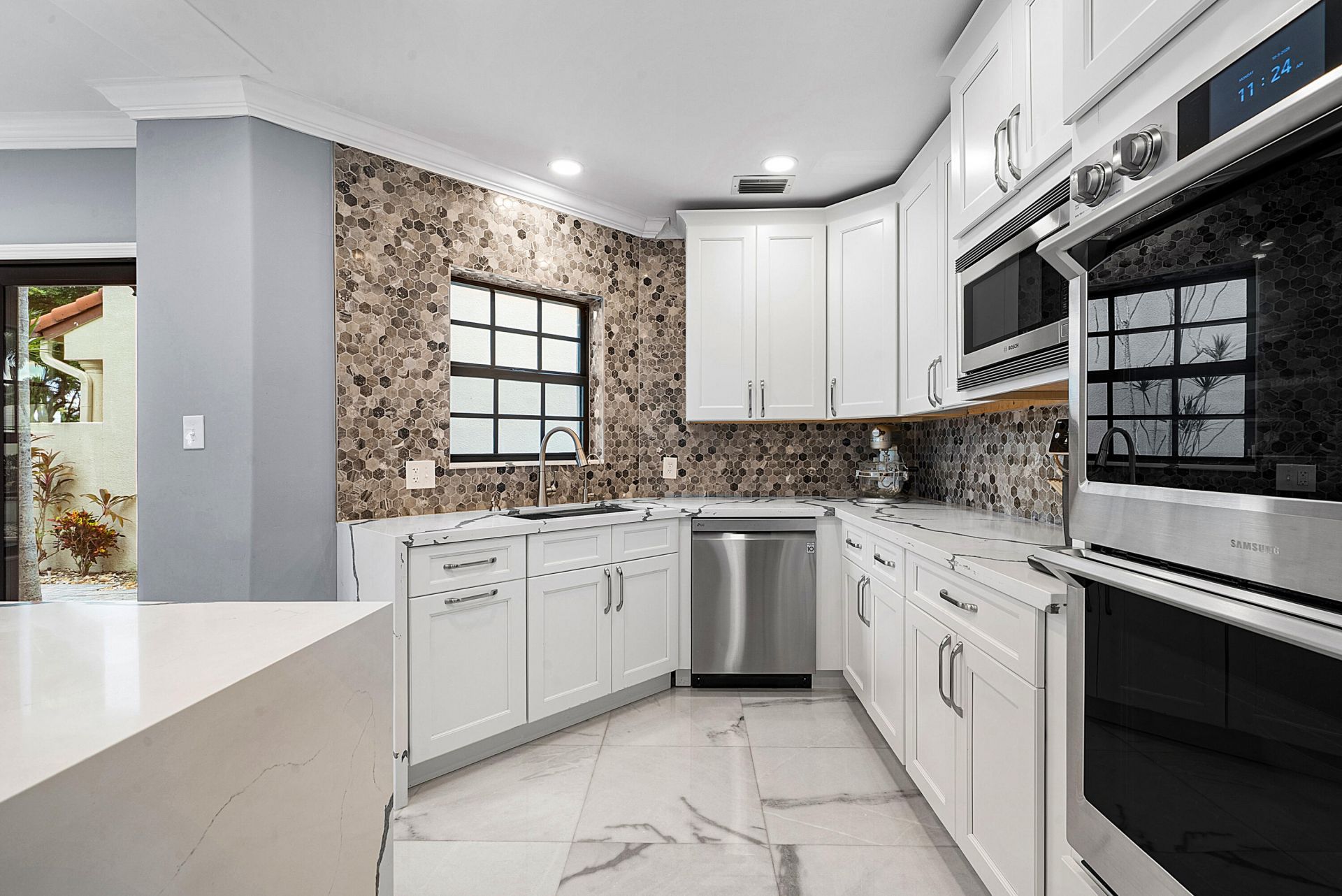23260 Mirabella Circle N, Boca Raton, FL 33433 Photo