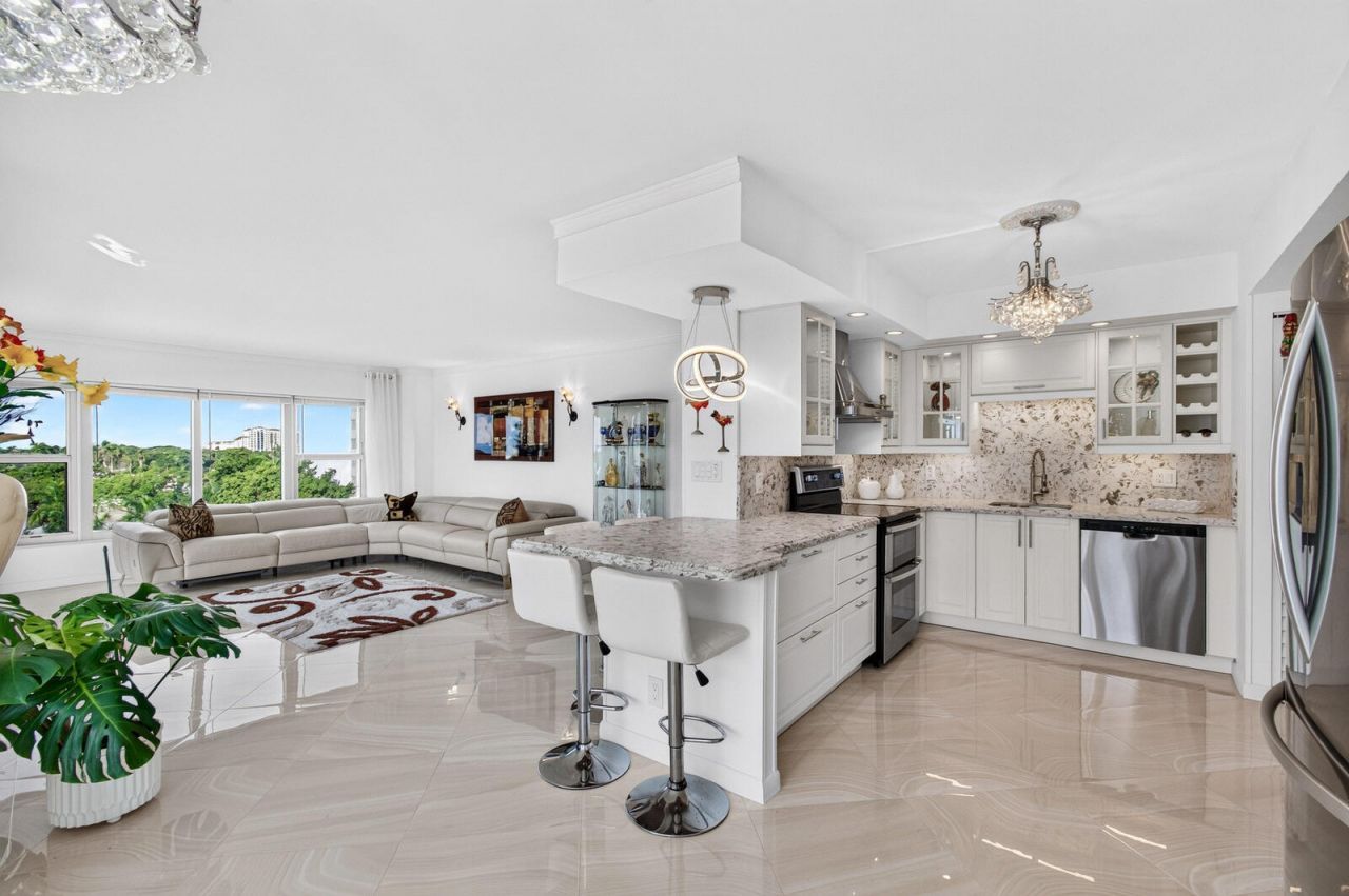 875 E Camino Real, Unit 7E, Boca Raton, FL 33432 Photo