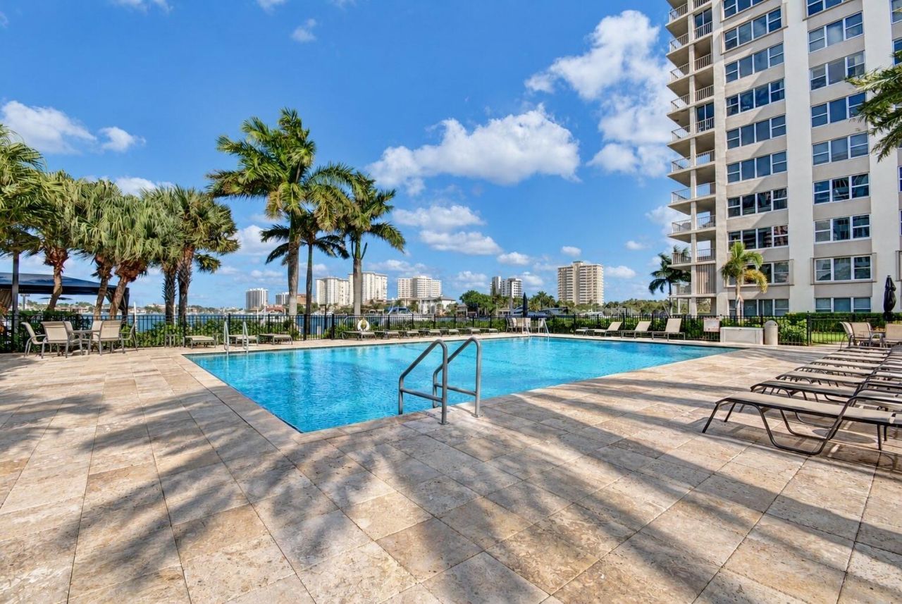875 E Camino Real, Unit 7E, Boca Raton, FL 33432 Photo
