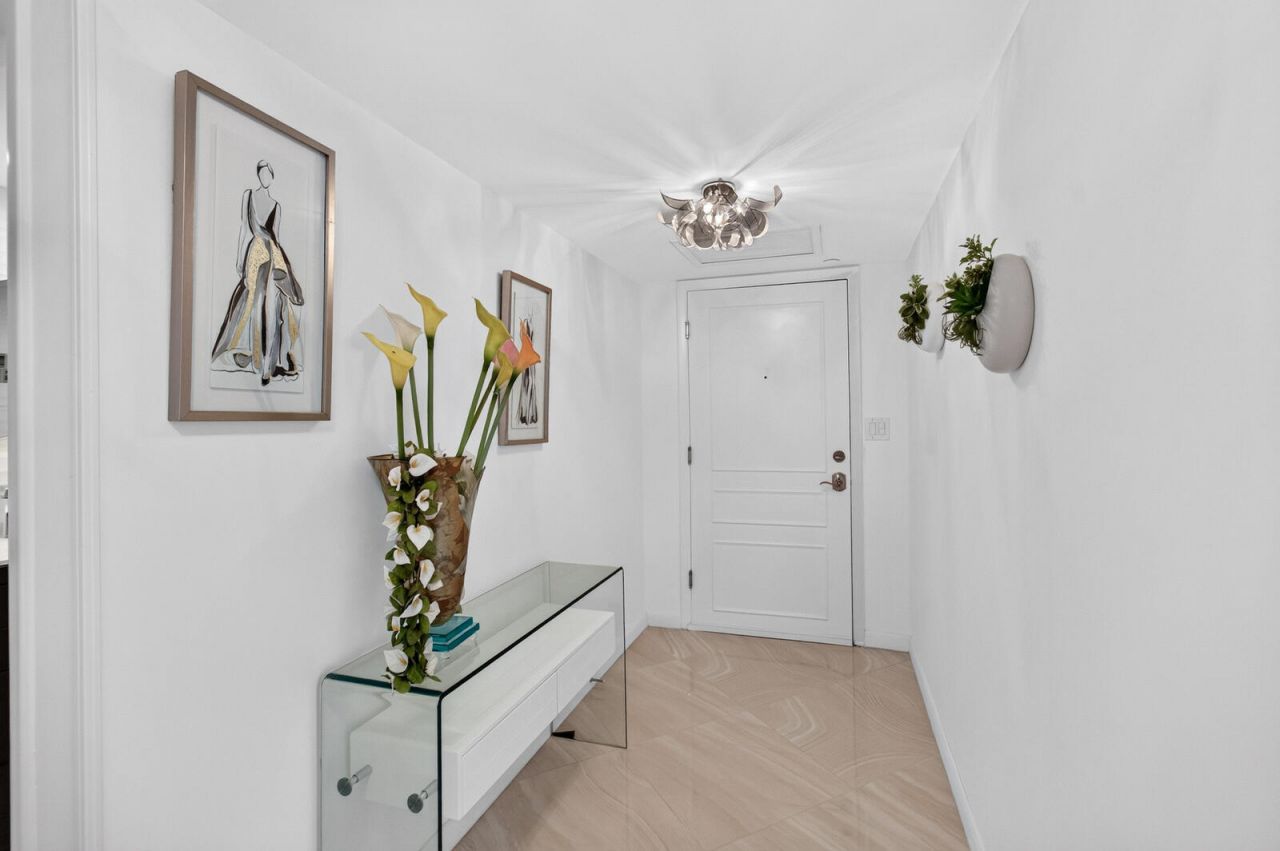 875 E Camino Real, Unit 7E, Boca Raton, FL 33432 Photo