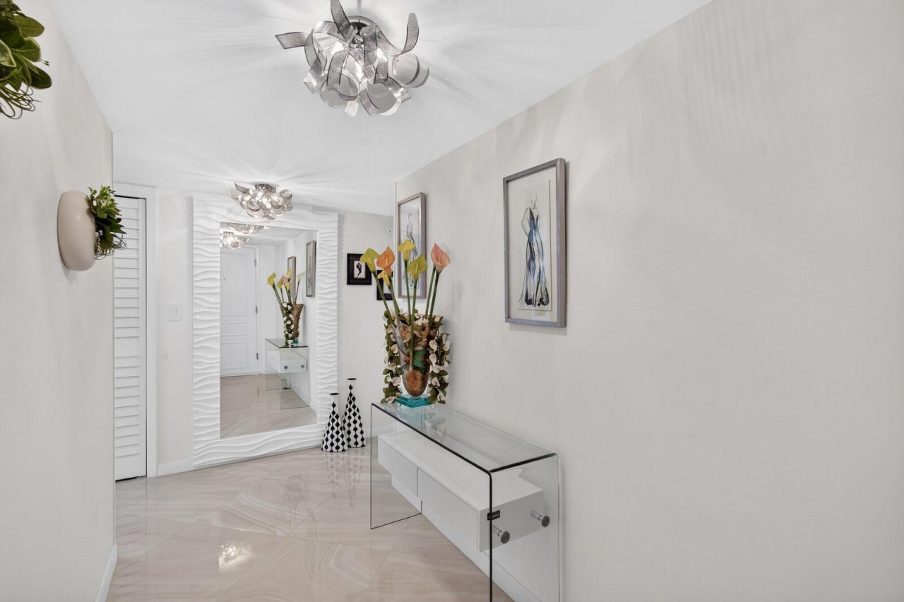 875 E Camino Real, Unit 7E, Boca Raton, FL 33432 Photo