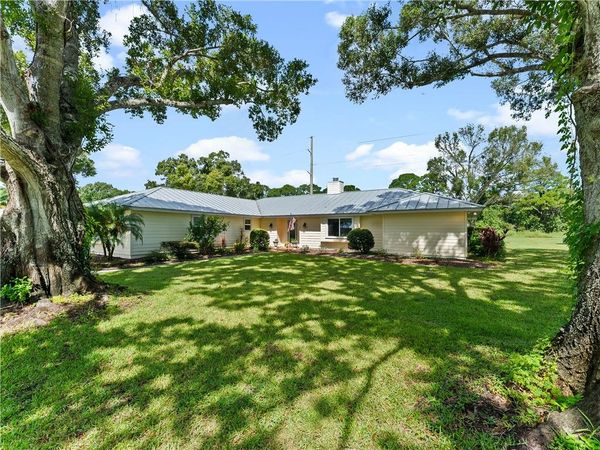 3530 3rd Place SW, Vero Beach, FL 32968